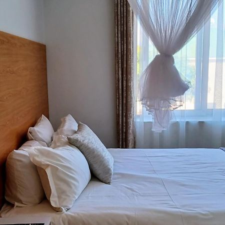 Divine Heights Bed And Breakfast Lilongwe Area 43 Exteriör bild