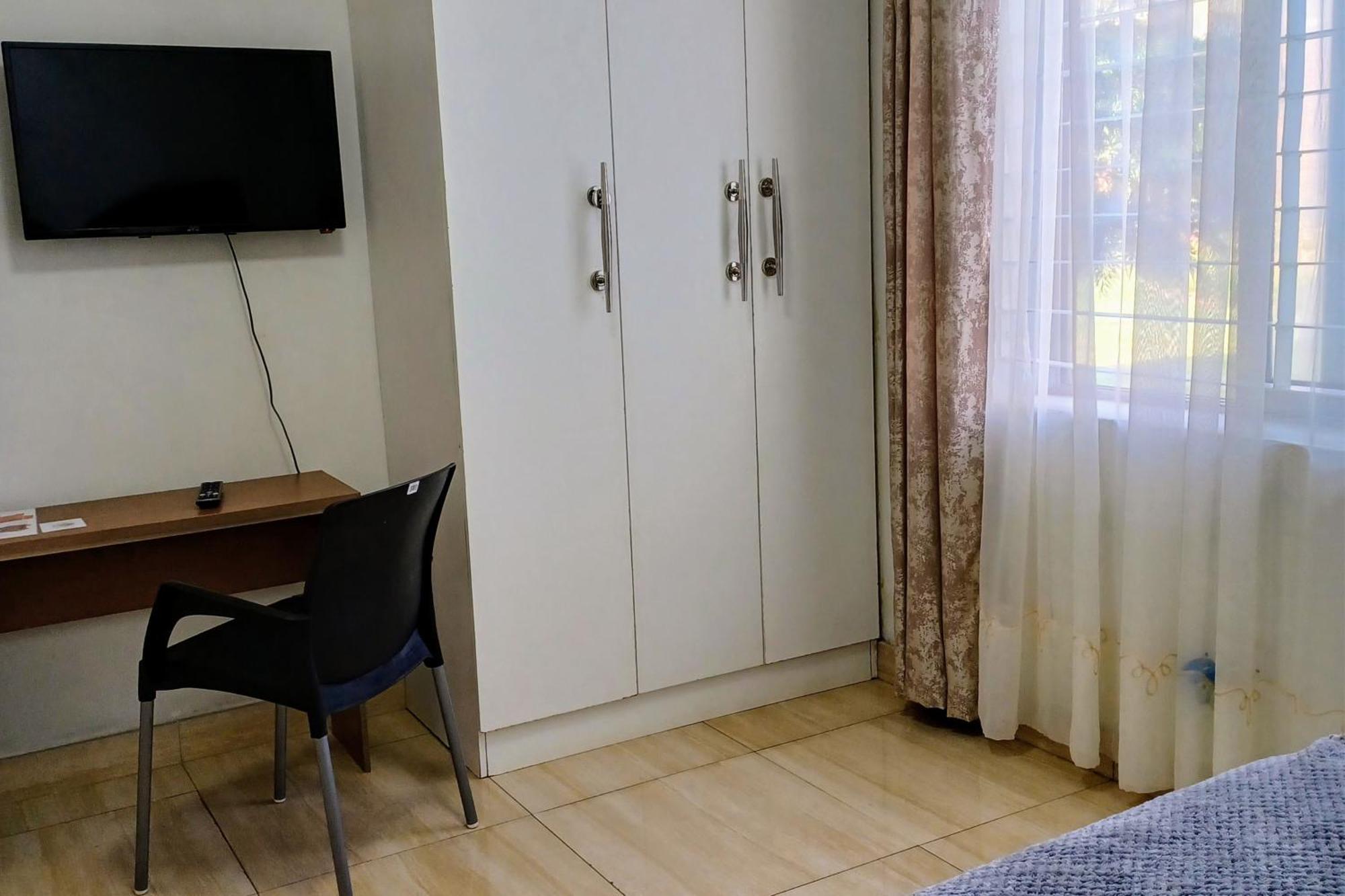 Divine Heights Bed And Breakfast Lilongwe Area 43 Exteriör bild
