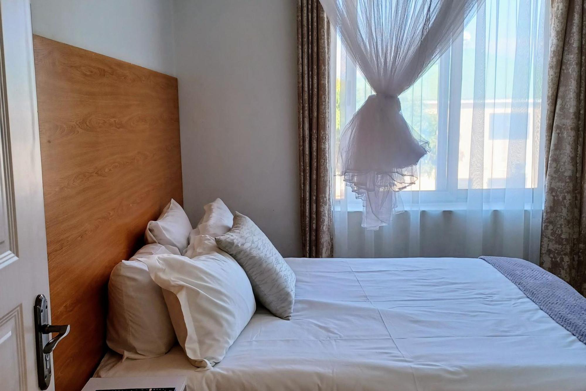 Divine Heights Bed And Breakfast Lilongwe Area 43 Exteriör bild